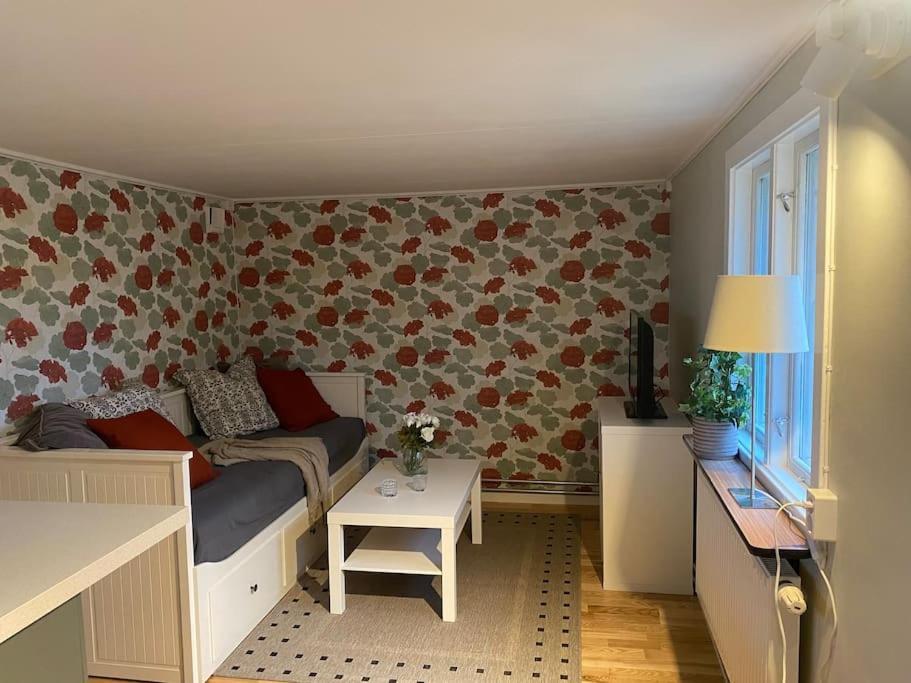 Apartamento Mindre Laegenhet I En Lantlig Miljoe I Skrea Falkenberg Exterior foto
